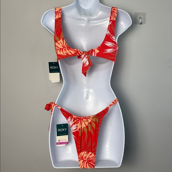 NEW Roxy Seaside Tropicals Bikini Medium Bralette Top Cheeky High Leg Bottom NWT - Picture 9 of 16